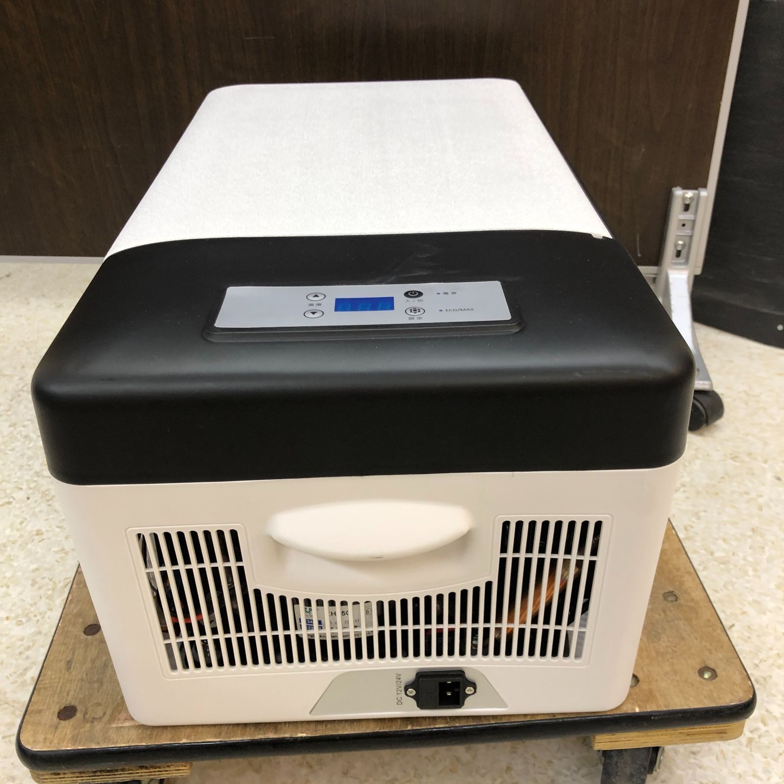 ☆□【美品】 車載対応 冷蔵冷凍庫 ベルソス 15L STN-E15 ベルソン 