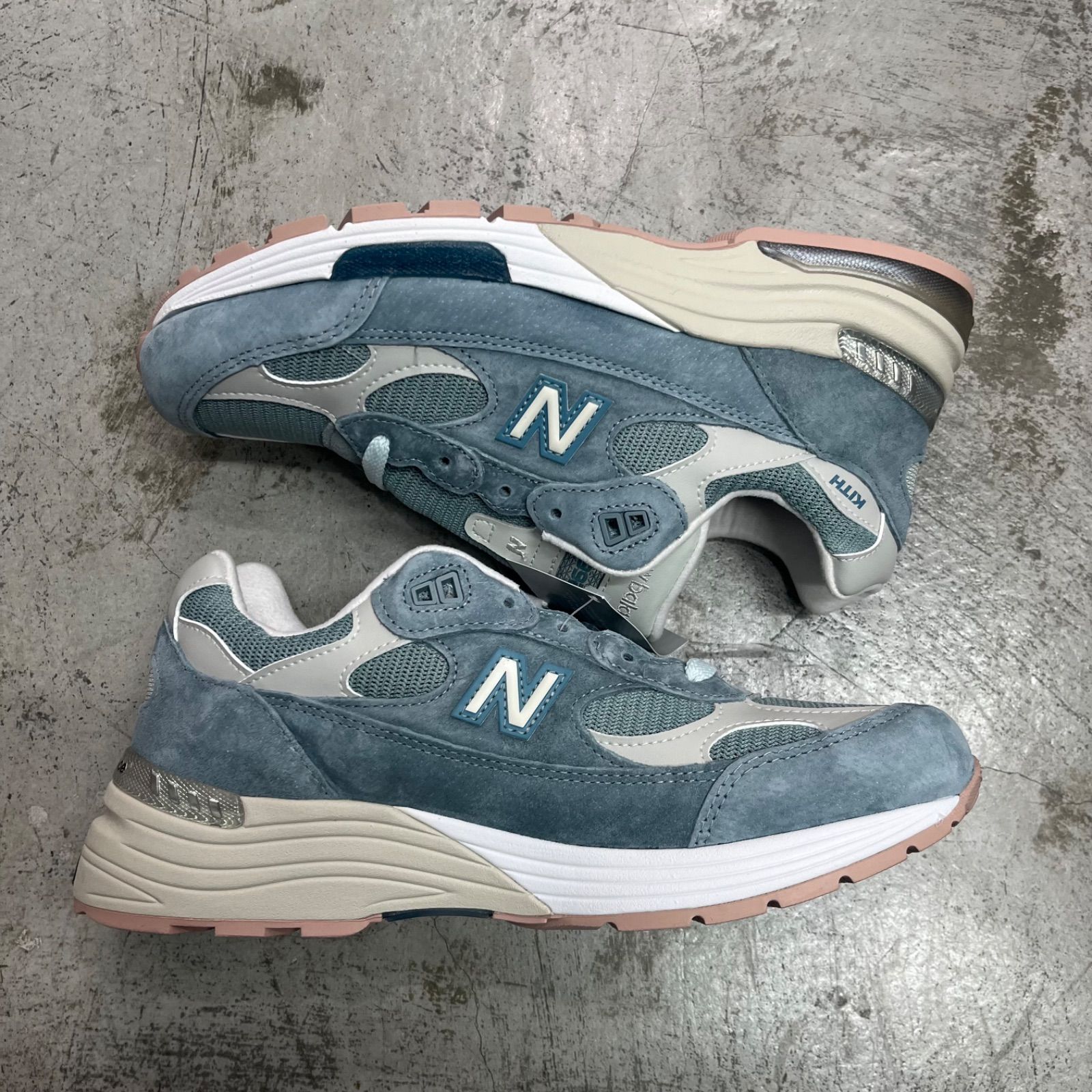 靴 KITHNewBalance992 Aegean BlueShadow Gray Kith & New Balance Made in USA 992 - Aegean Blue / Shadow
