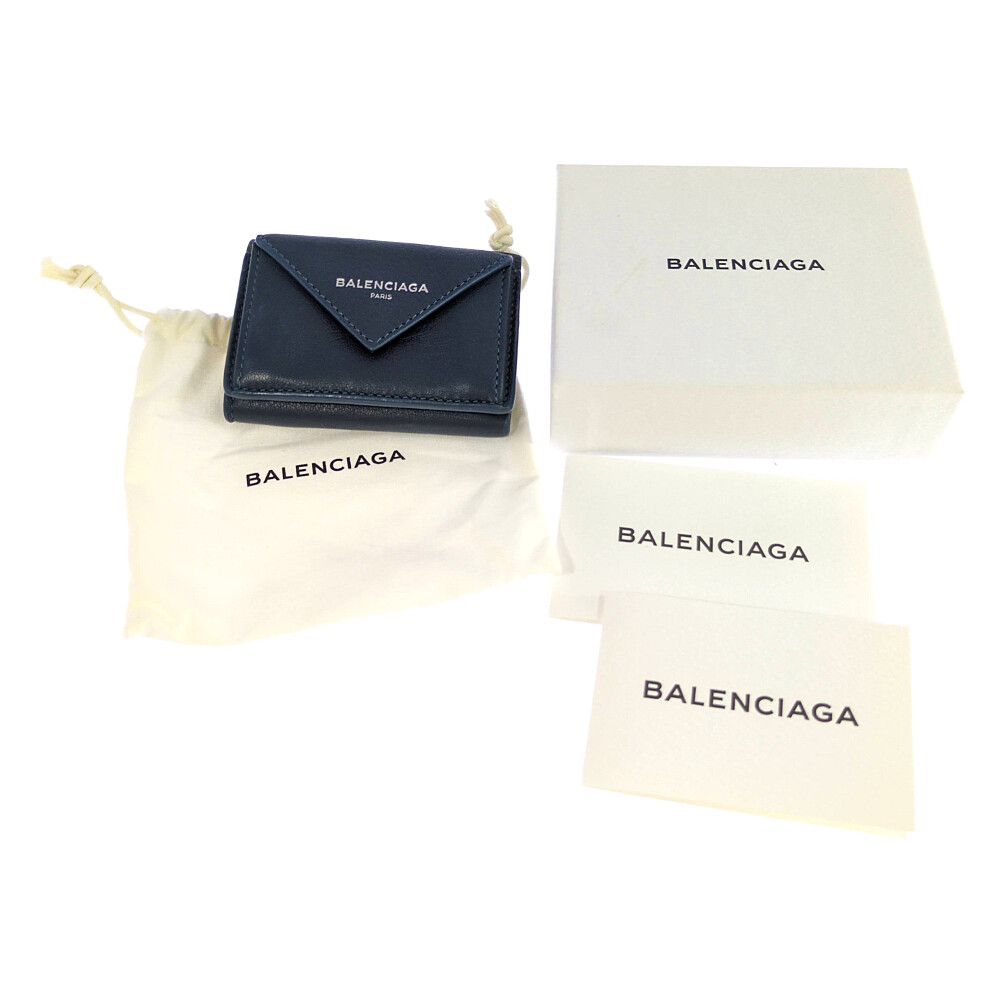 BALENCIAGA