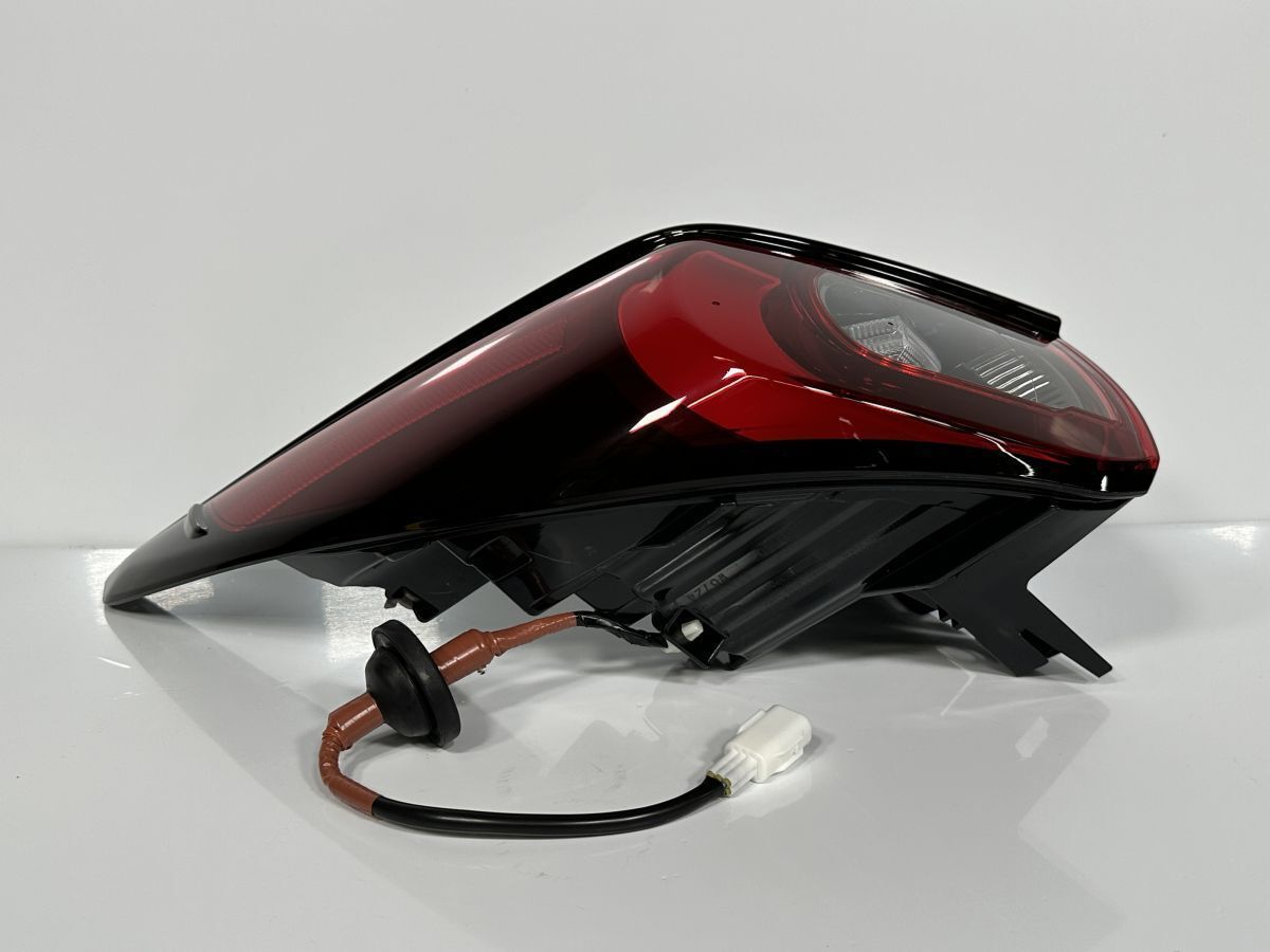 左テールランプ Assy