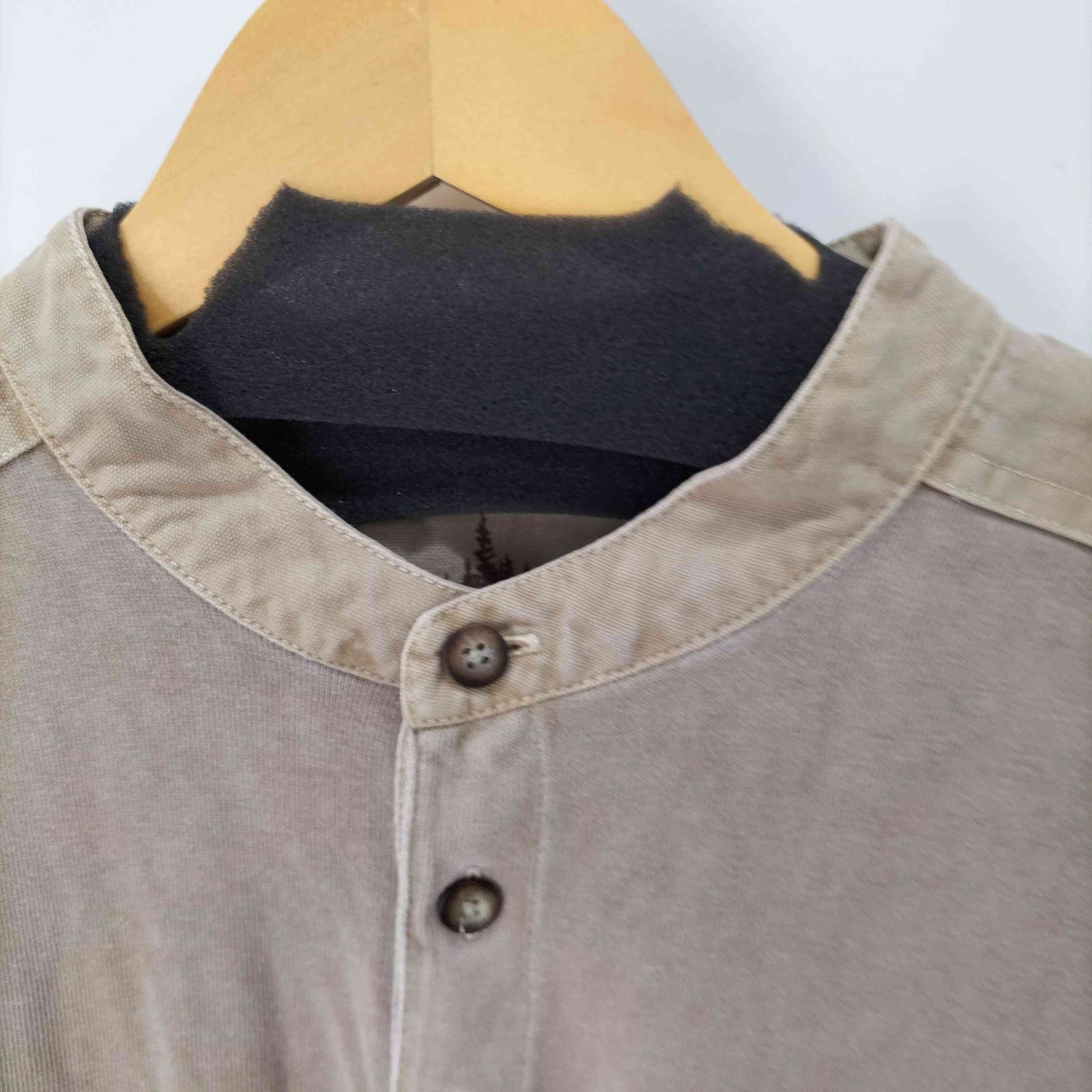 ヘンリーネックTシャツ