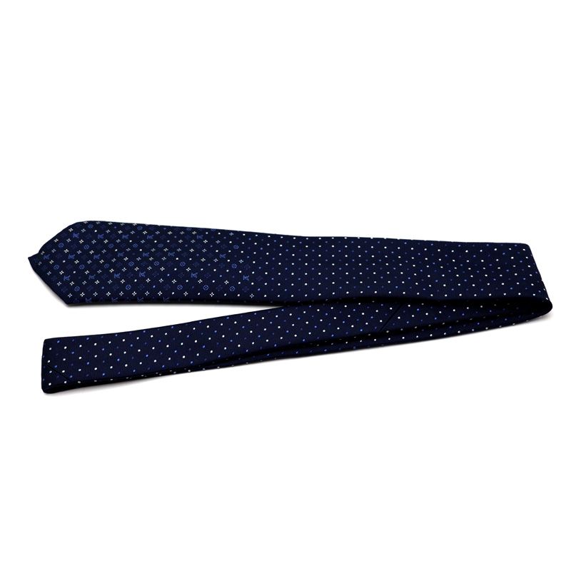 ぐ*︎様 LOUIS VVITTON ネクタイ　4本　おまとめ　ご予約品です LOUIS VUITTON ルイヴィトン ネクタイ4本セット