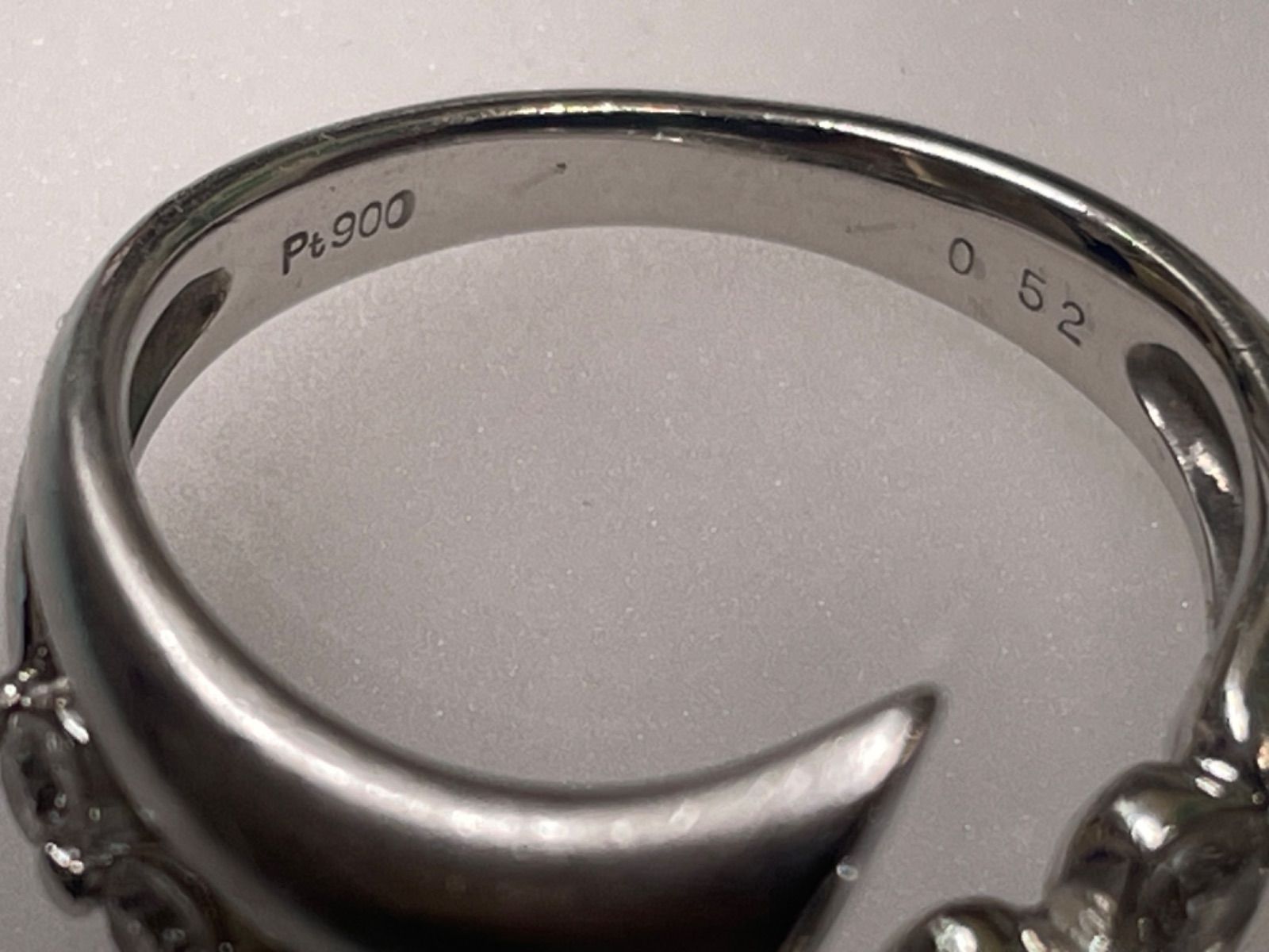 プラチナ900 pt900 ダイヤモンド0.52（刻印）鑑別書 プラチナリング
