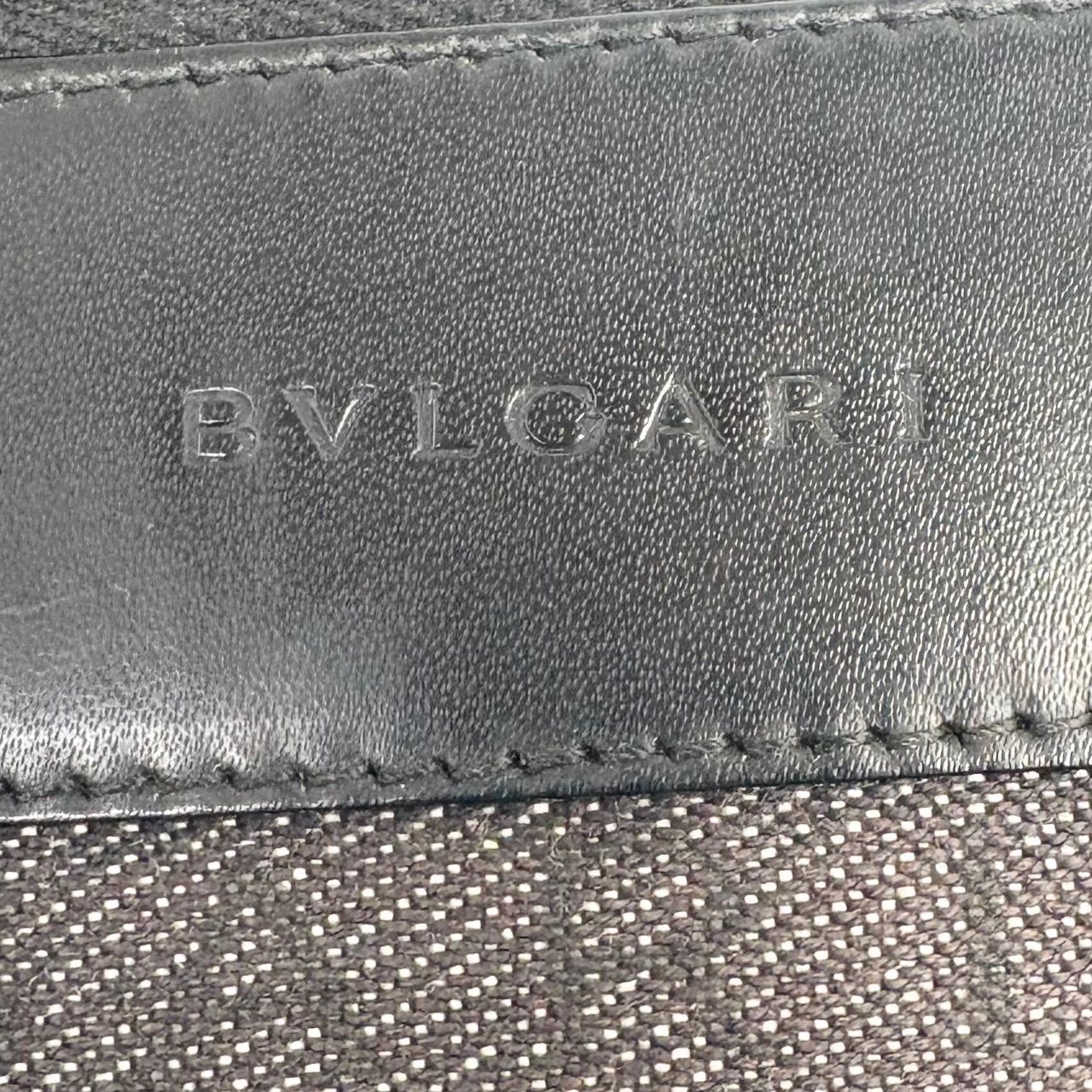 ブルガリ BVLGARI 極美品 ロゴマニア ショルダーバッグ ポーチ 