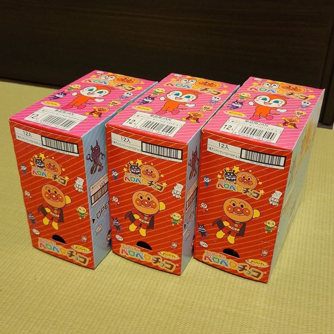 メルカリSHOP出品中 アンパンマンペロペロチョコ 12本入り 3箱