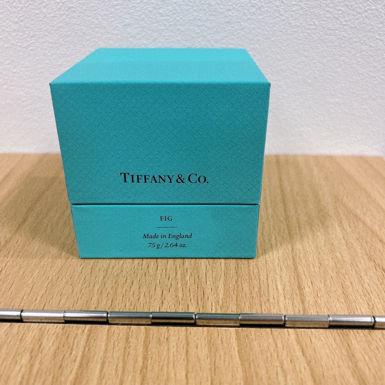 【Tiffany】　非売品　キャンドル Tiffany Blue Tiffany】 非売品 キャンドル Tiffany Blue 正規店入荷】【名入れ代込