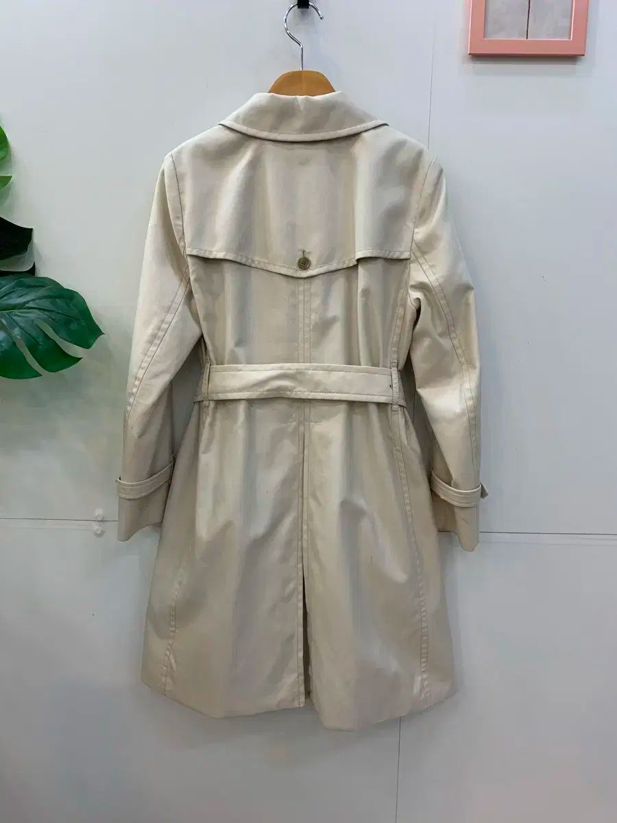 コーチ ベルト付き ハーフ トレンチコート 55