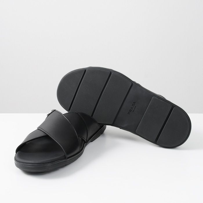 プラダ PRADA クロススライドサンダル ロゴ ブラック　8 1/2 プラダ PRADA クロススライドサンダル ロゴ ブラック 8 1/2