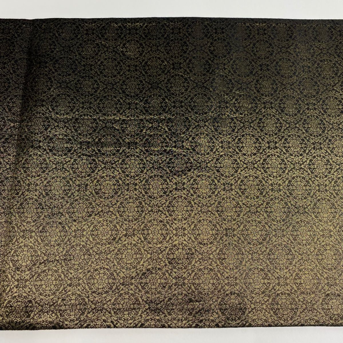 新品　美品　琳派 瑞祥綿　袋帯　正絹 袋帯 美品 秀品 琳派瑞祥錦 本金箔つづれ 草花 御所車 刺繍 金