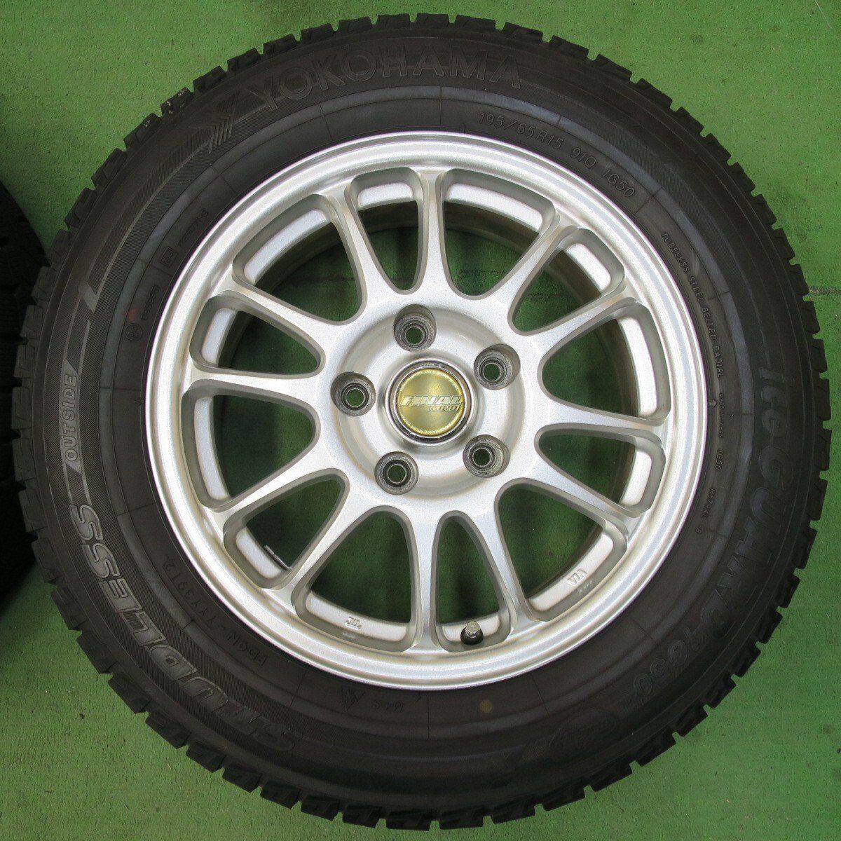 バリ溝 キレイ 9.5分 スタッドレス 195 65R15 ヨコハマ アイスガード iG50 FINAL MIND ファイナル マインド 15インチ PCD114.3 5H 5032403イス TRITUETUBI_COM