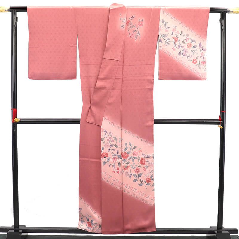 付下げ 袷 レディース 正絹 濃ピンク 一つ紋 蔦 花柄 身丈158cm 裄丈66cm 入学式 卒業式 七五三 Mサイズ相当 リサイクル着物 リユース着物 着物