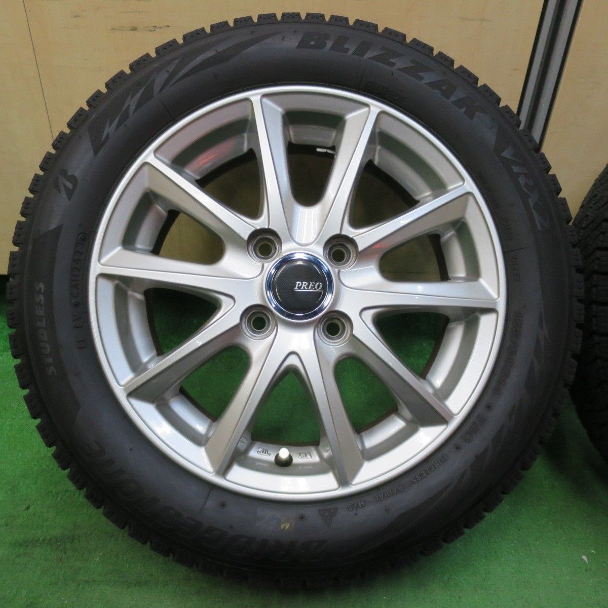 バリ溝 スタッドレス ブリヂストン VRX2 155/65R14 （青0604