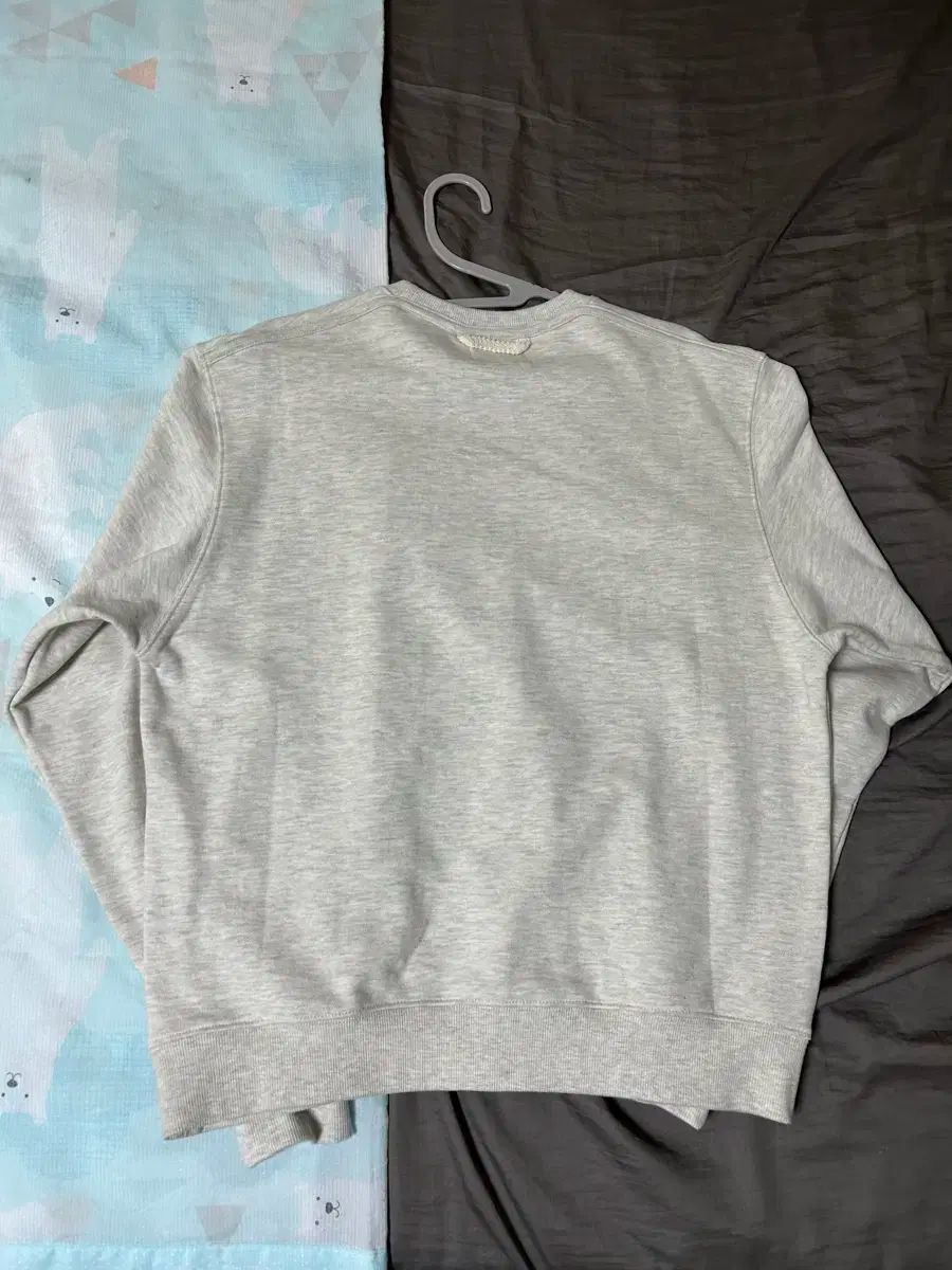 SATUR ロゴ トレーナー Tシャツ