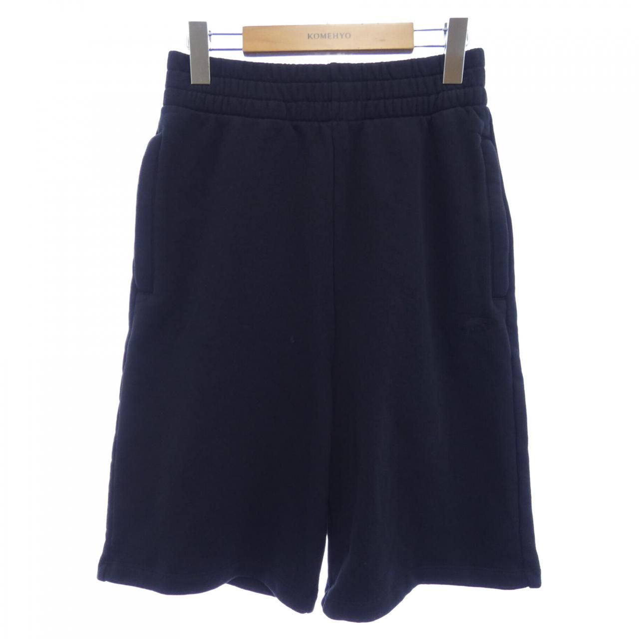 【シャアさん専用】メゾンキツネ　ショートパンツ mm01121km0001-0172_1_1.jpg