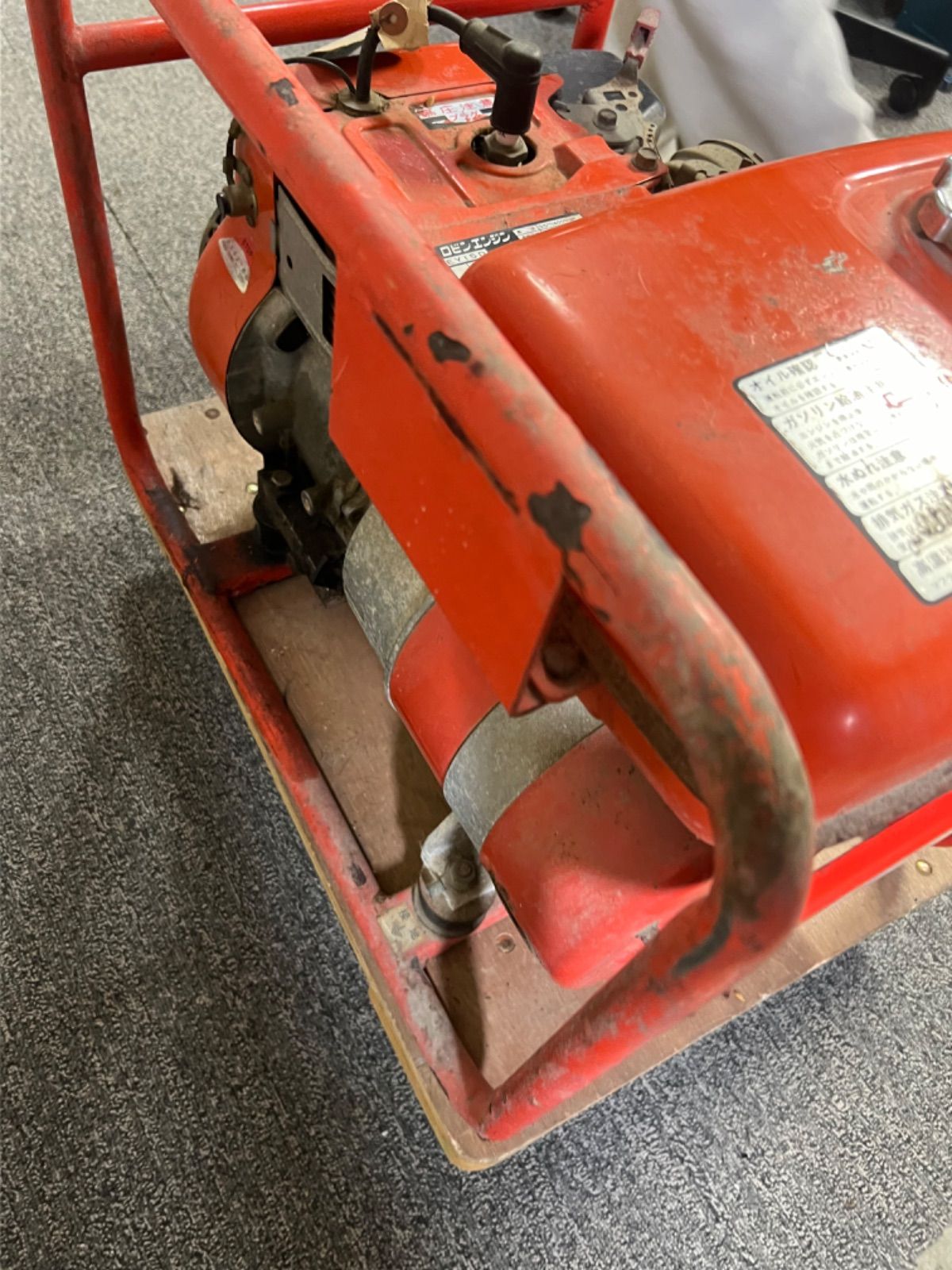 ⭐︎ デンヨー 発電機 ロビンエンジン 1300 GRF-1.3 中古 現状品 ⭐︎ デンヨー 発電機 ロビンエンジン 1300 GRF-1.3 中古 現状品