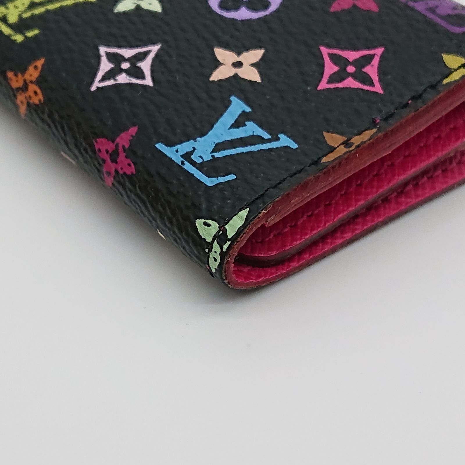 VUITTON