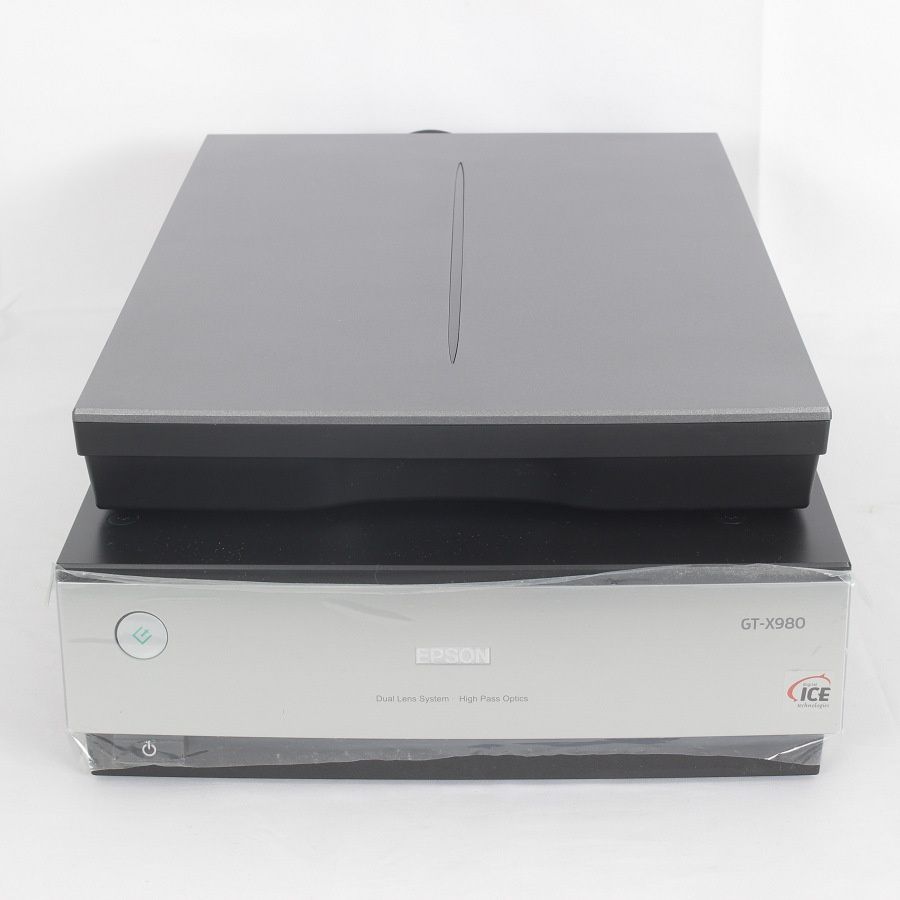 Epson GT-X980 Pro High-Performance Film Scanner Black