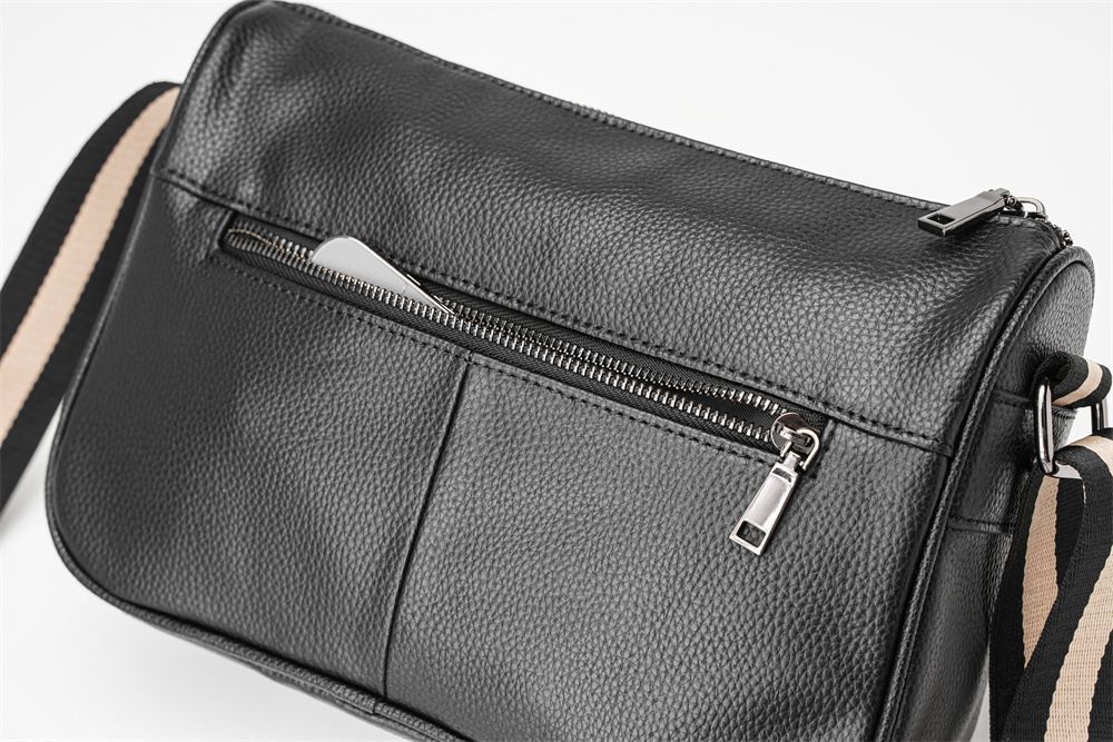 メンズ ショルダーバッグ メッセンジャー 美品 ZERO CRASH ショルダーバッグ レディース ボディバッグ a4