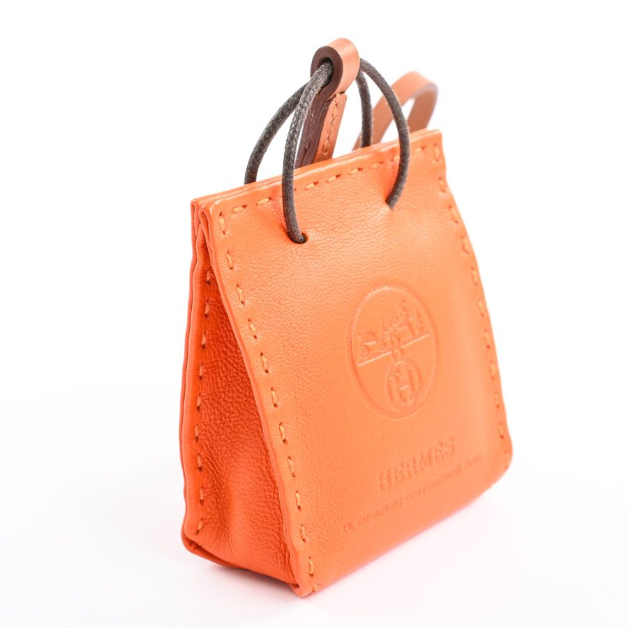 HERMES エルメス チャーム サックオランジュ - メルカリ