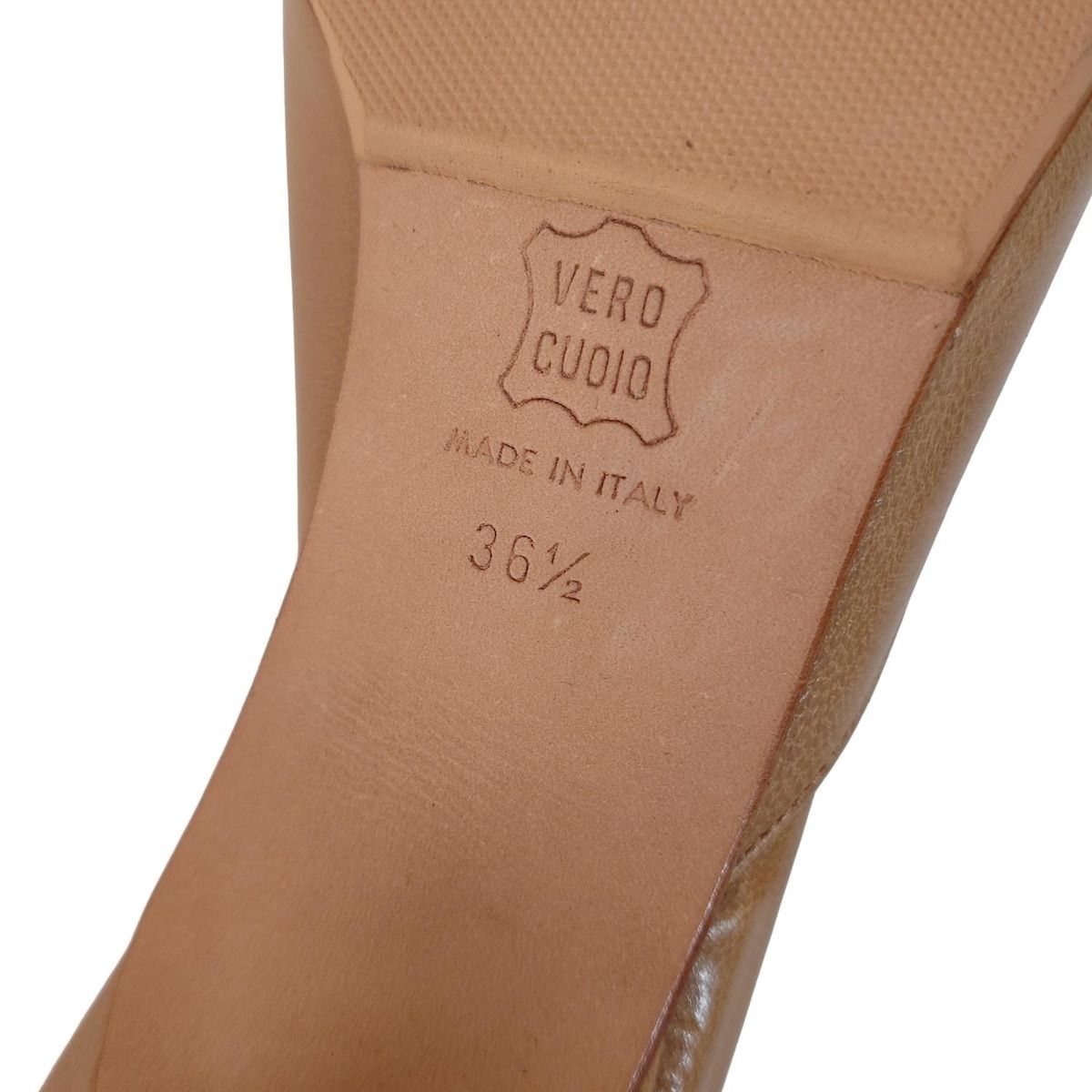 5。000円以上送料無料 JIMMY CHOO ジミーチュウ ミュール 36 1|2 レディース - ベージュ アウトソール張替済 レザー 生殖能力