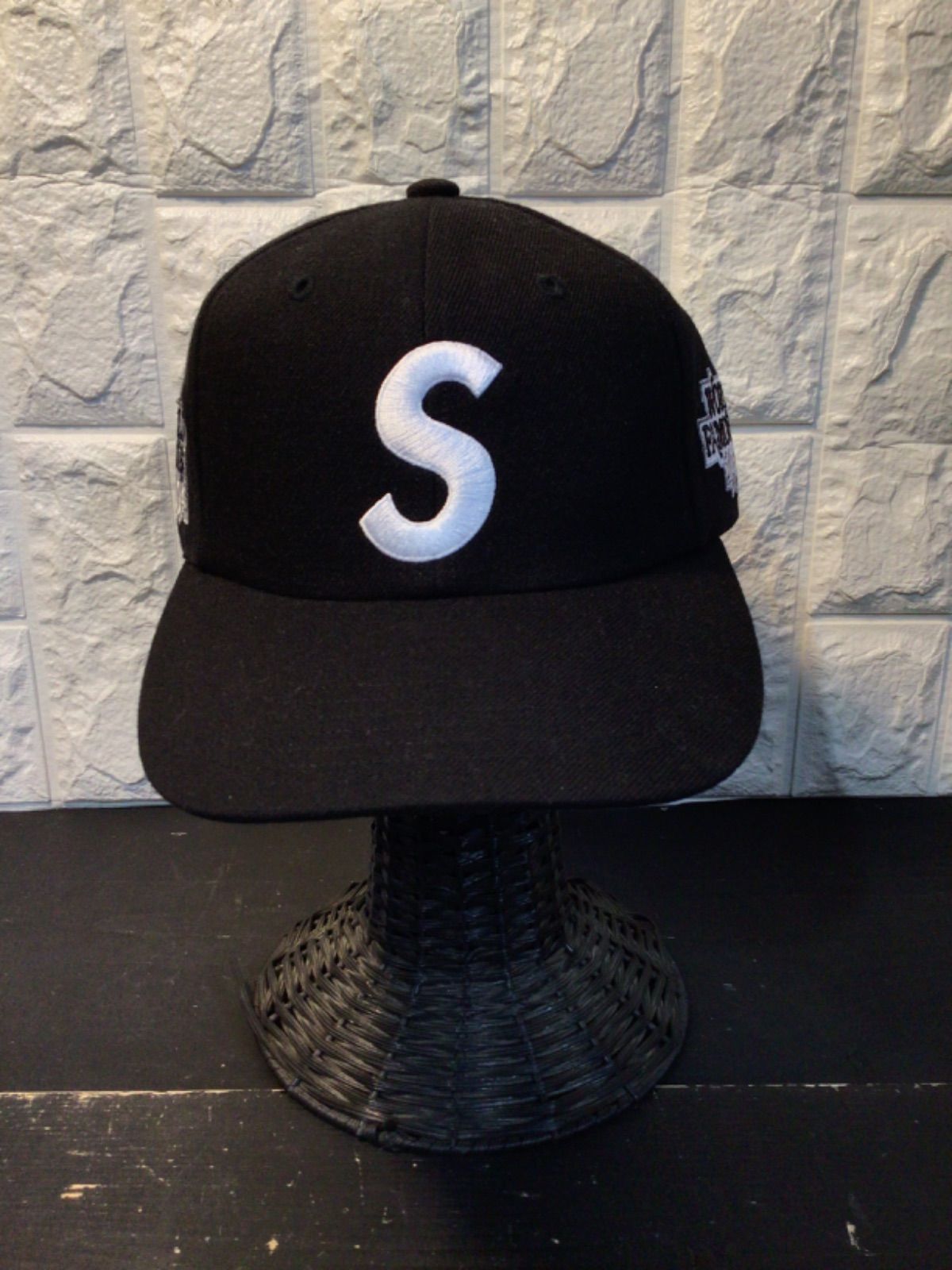 supreme ブラックWorld Famous S Logo 6-Panel