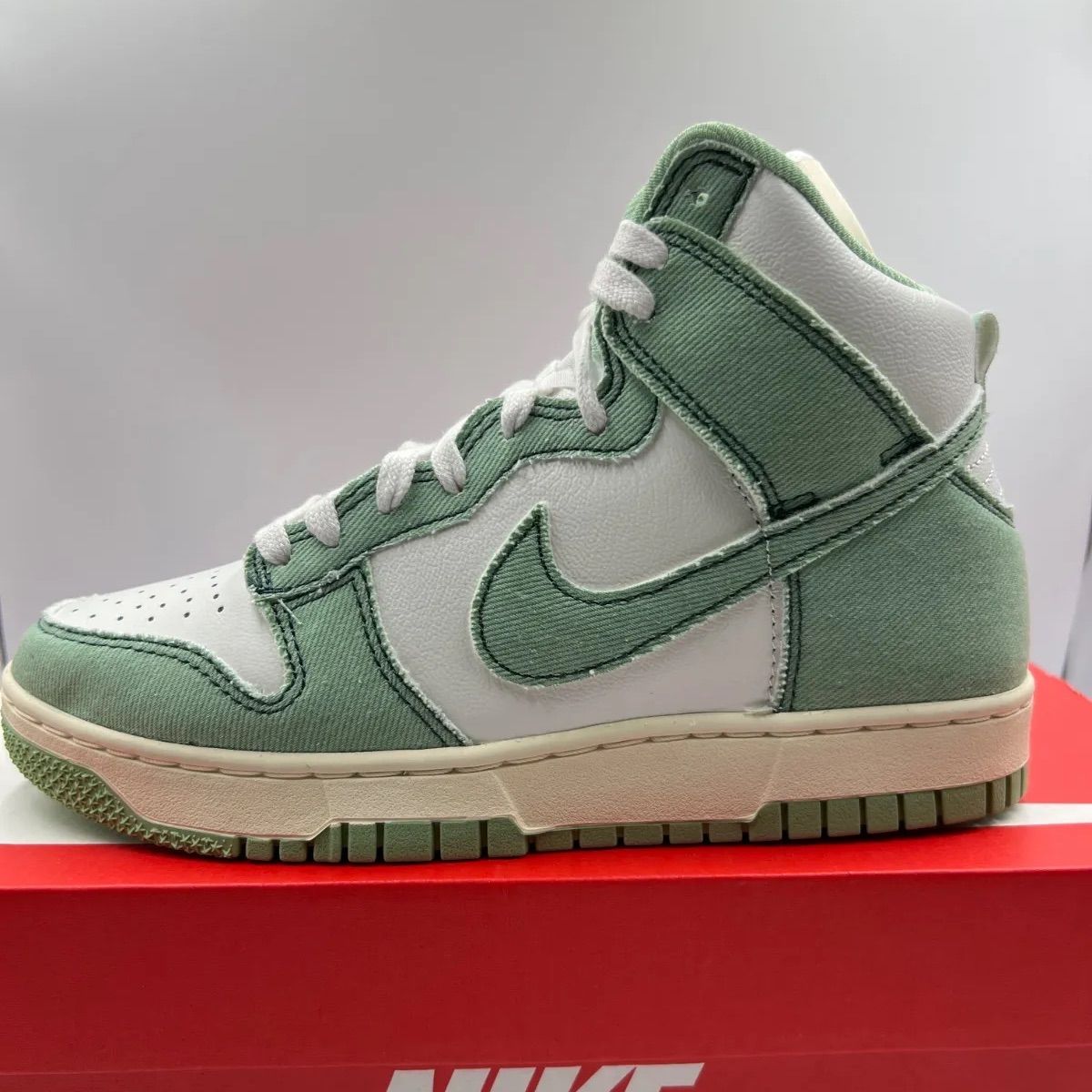 新品 24㎝ Nike Women 