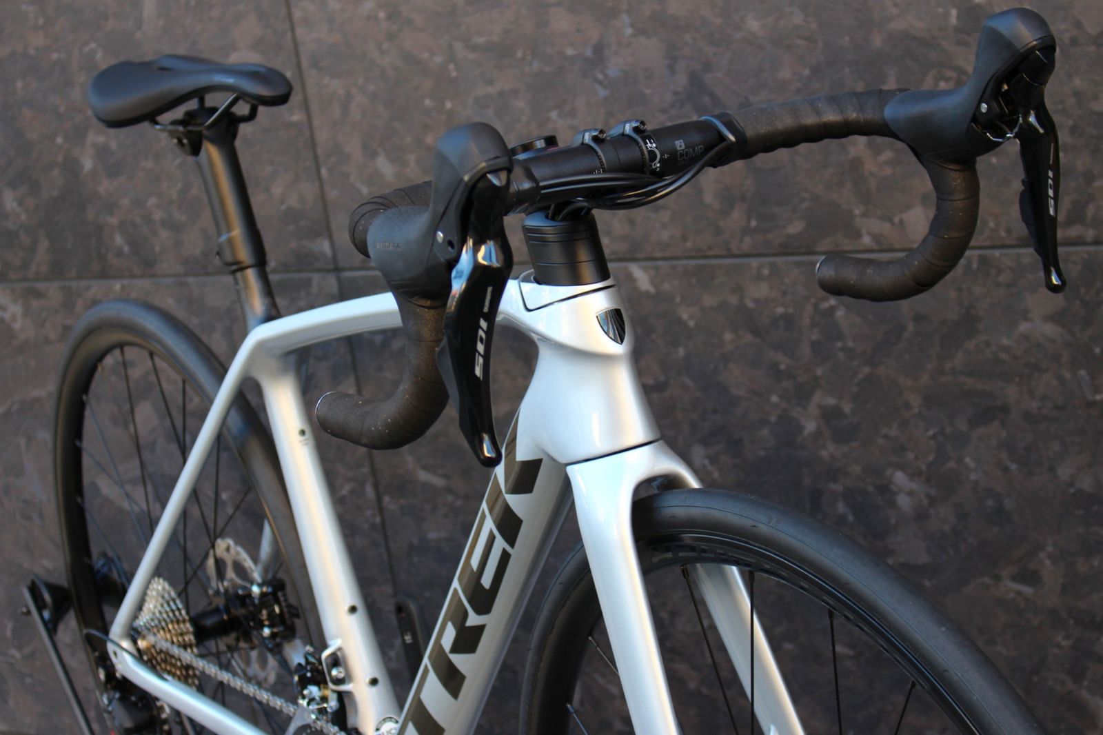 専用 トレック 2021年 Emonda SL5 52 シルバー シマノ105 トレック TREK エモンダ EMONDA SL5 DISC 2021年モデル 52サイズ