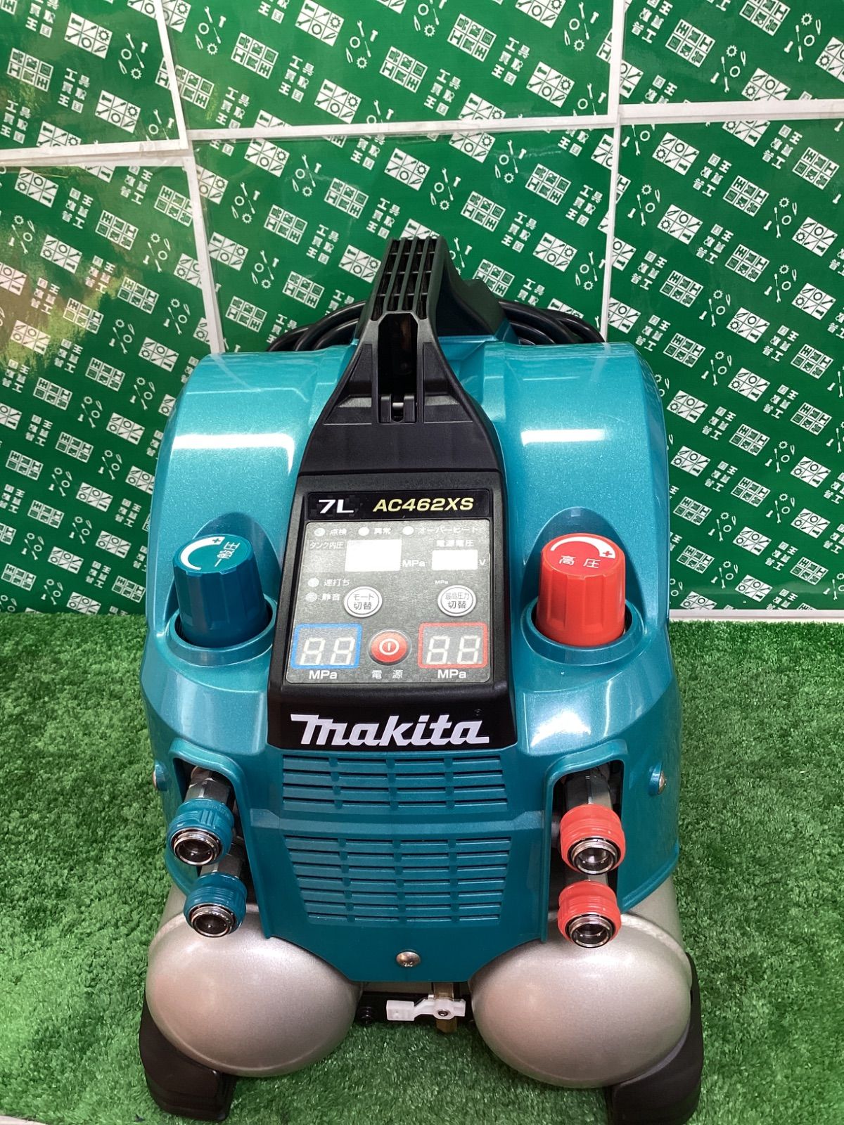美品!! makita(マキタ) 高圧/常圧エアコンプレッサ 7L 青 美品!! makita(マキタ) 高圧/常圧エアコンプレッサ 7L 青