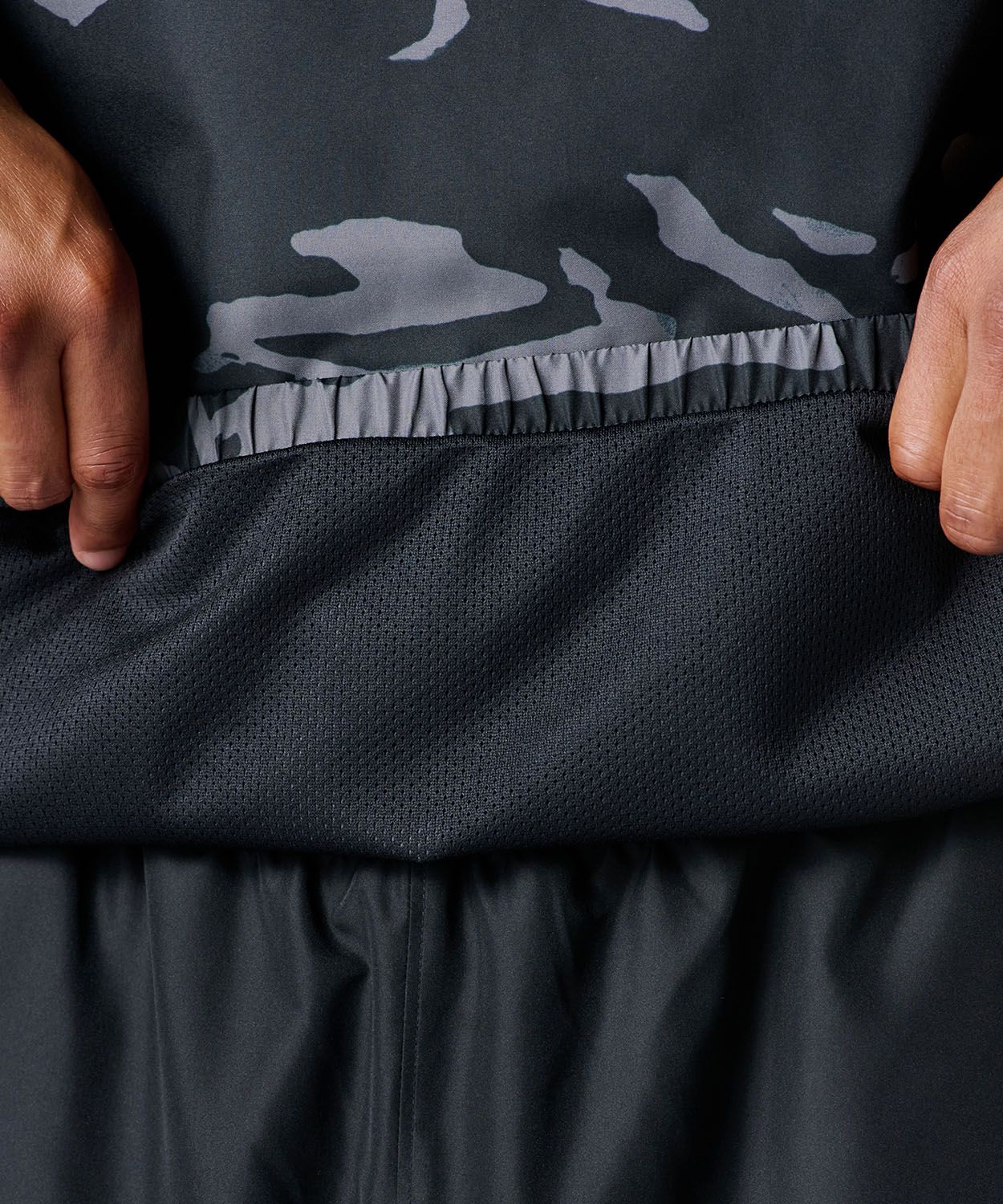 アンダーアーマー UNDER ARMOUR 野球-ソフトボール UA NOVELTY V-NECK JACKET メンズ ジャケット アウター 撥水 Vネック 裏メッシュ 部活 クラブ 練習 トレーニング 6007971 035 STEEL 野球大会 野球サプリメント