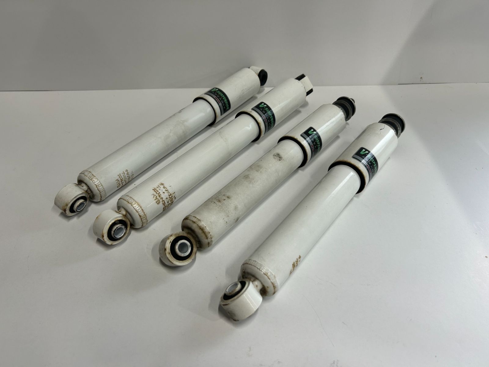 KYB Vサスペンション ADVANCE カムロード