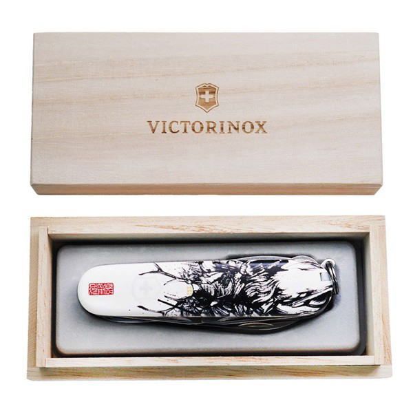 Victorinox ビクトリノックス 14機能 ミディアムマルチツール 戦国墨絵