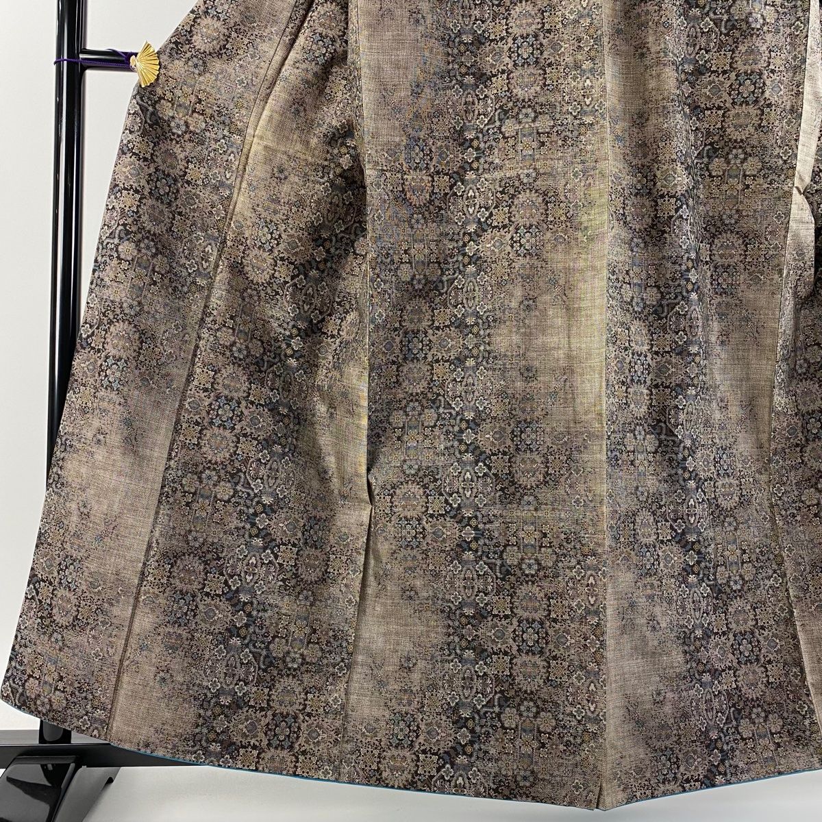 大島紬 身丈160cm 裄丈67cm M 袷 都喜ヱ門 純泥染 証紙 華文 花 焦茶色  