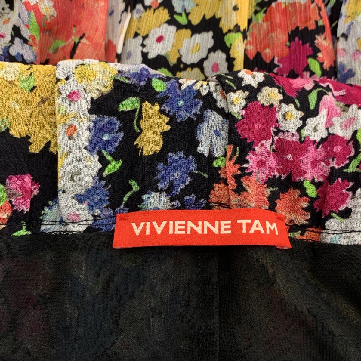 VIVIENNE TAM ヴィヴィアンタム カーディガン レース 総柄 お花 VIVIENNE TAM ヴィヴィアンタム カーディガン レース 総柄 お花