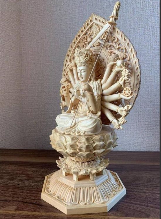 木彫り 准胝観音菩薩像