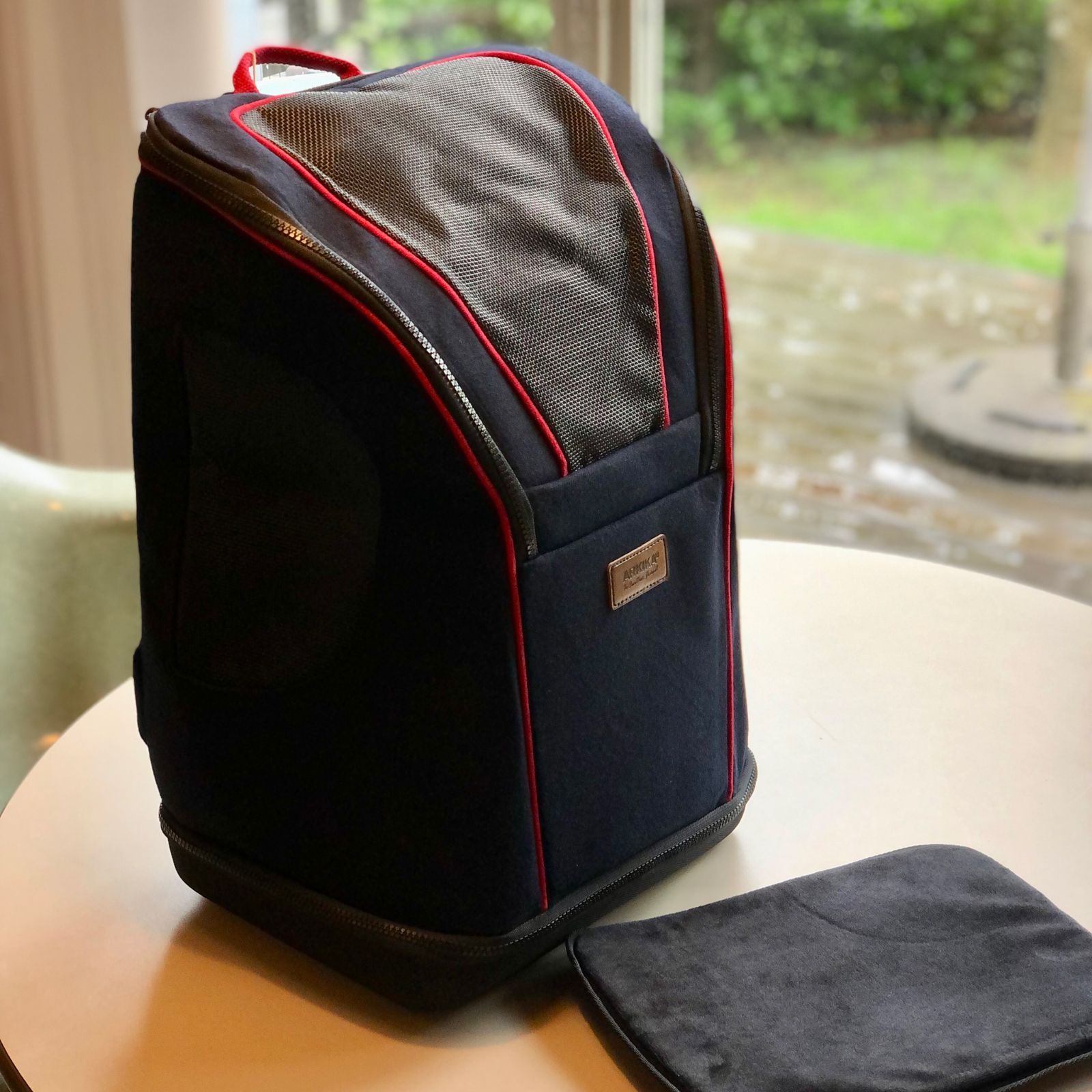 【お値下げ】ARKIKA ペットキャリー・バックパック型