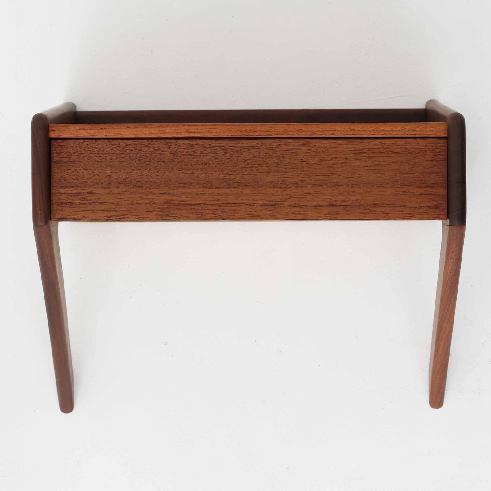 期間限定 値下げ BoConcept Bordeaux コンソールテーブル 2025年最新