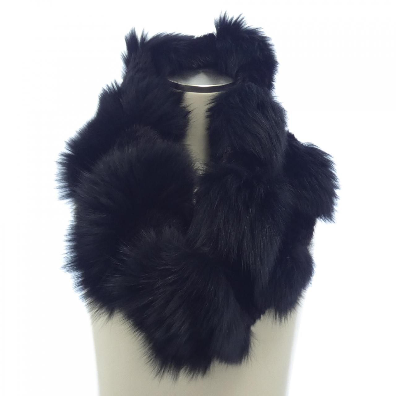 ロエベ LOEWE ケガワマフラー - メルカリ 