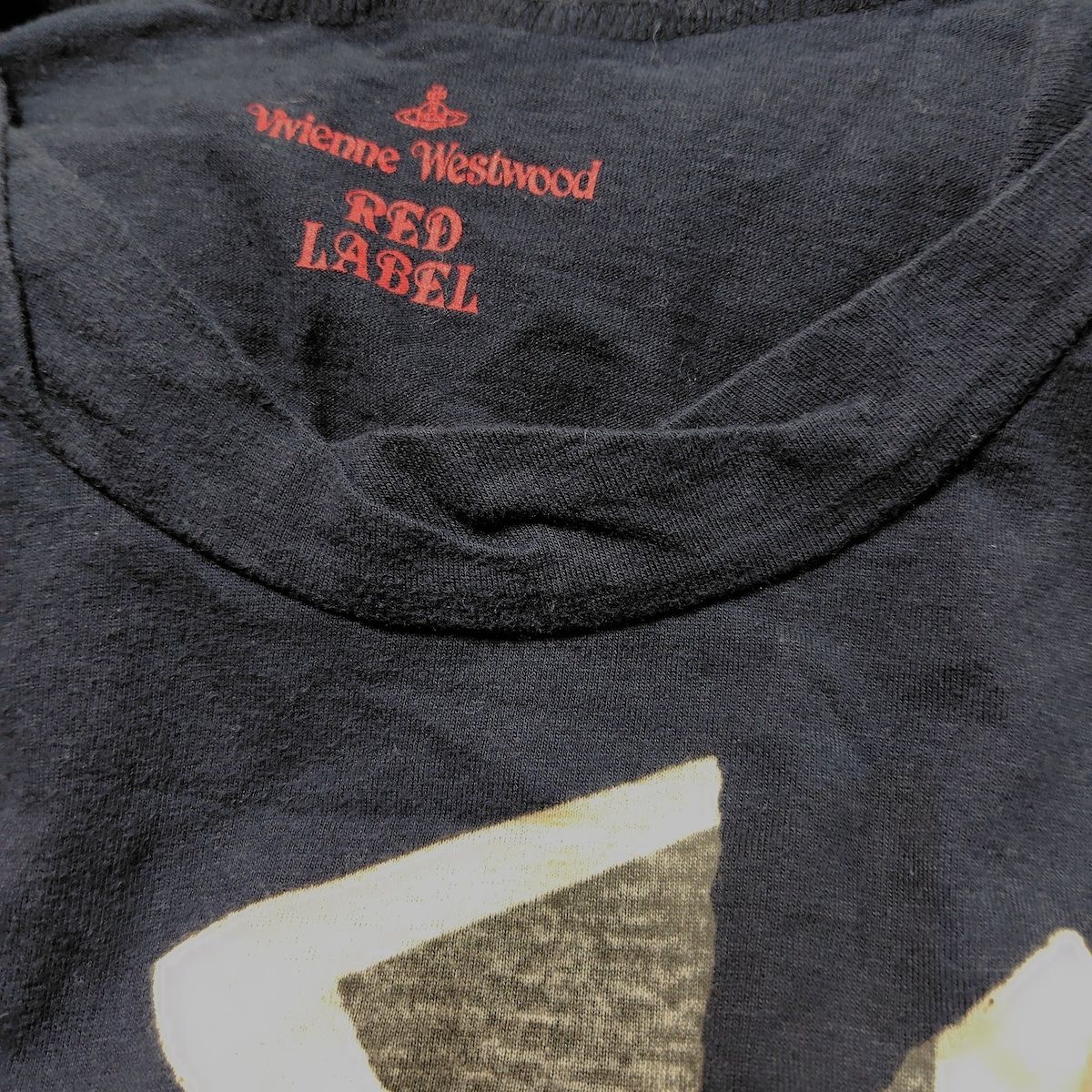 アイボリー クルーネック