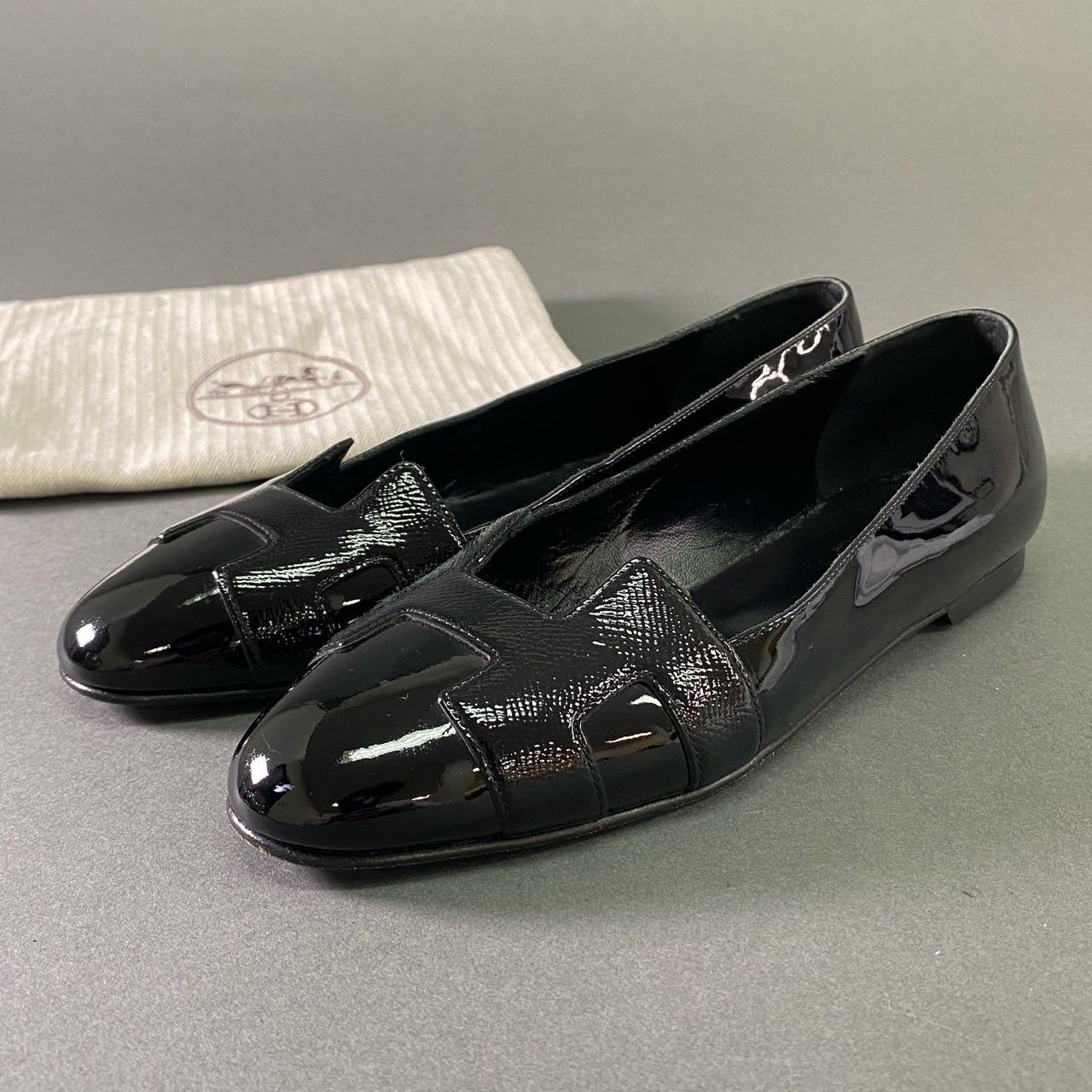 ワ*イ様 エルメス　パンプスHロゴ 7a17 HERMES エルメス Hロゴ エナメルフラットシューズ 37