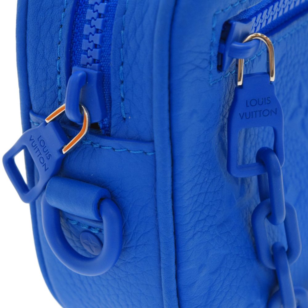 LOUIS VUITTON (ルイヴィトン) ポシェット・ヴォルガ トリヨンレザー