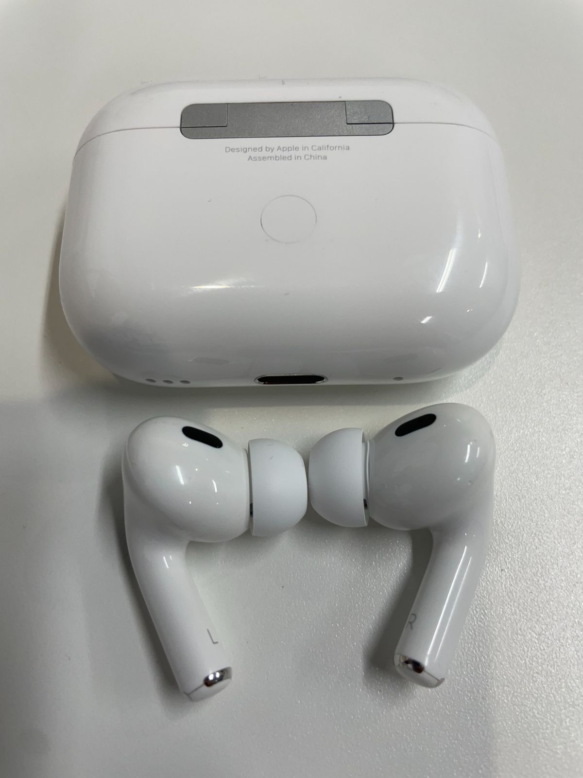 2 MagSafe充電ケース