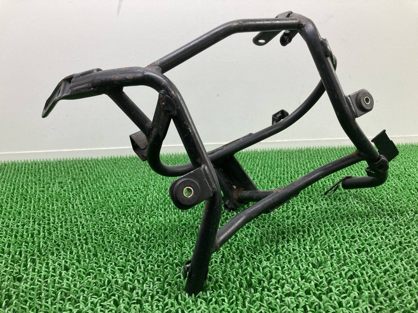 RGV250ガンマ アッパーカウルステー スズキ 純正 VJ21A フロントカウルステー ヘッドライトステー 修復素材に 品 品薄 Ic