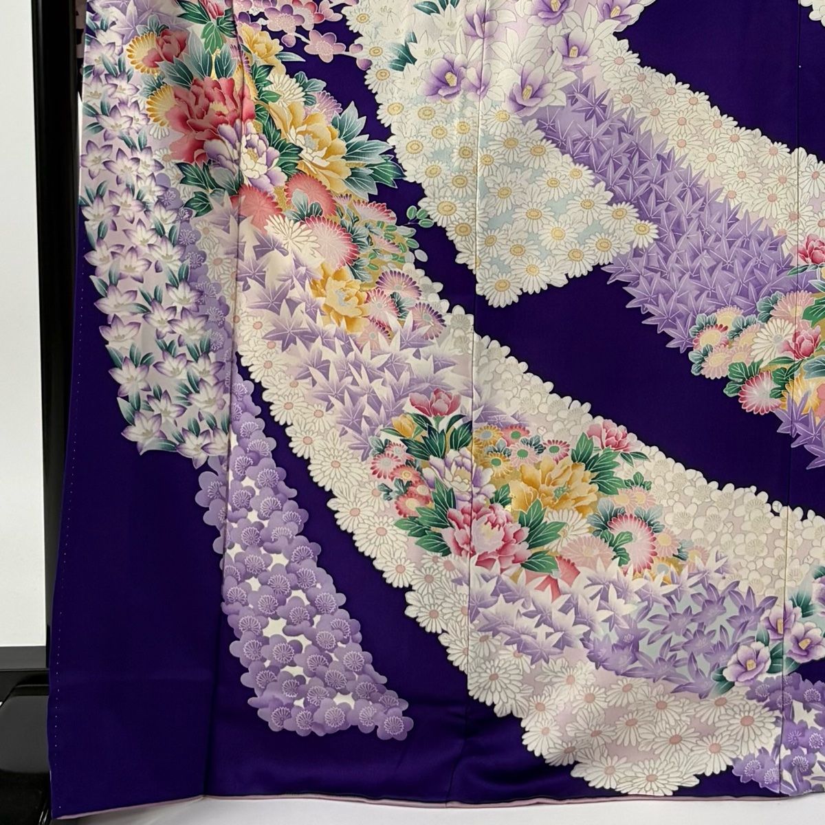 振袖 身丈171cm 裄丈68cm L 袷 牡丹 菊 金彩 紫 正絹 秀品