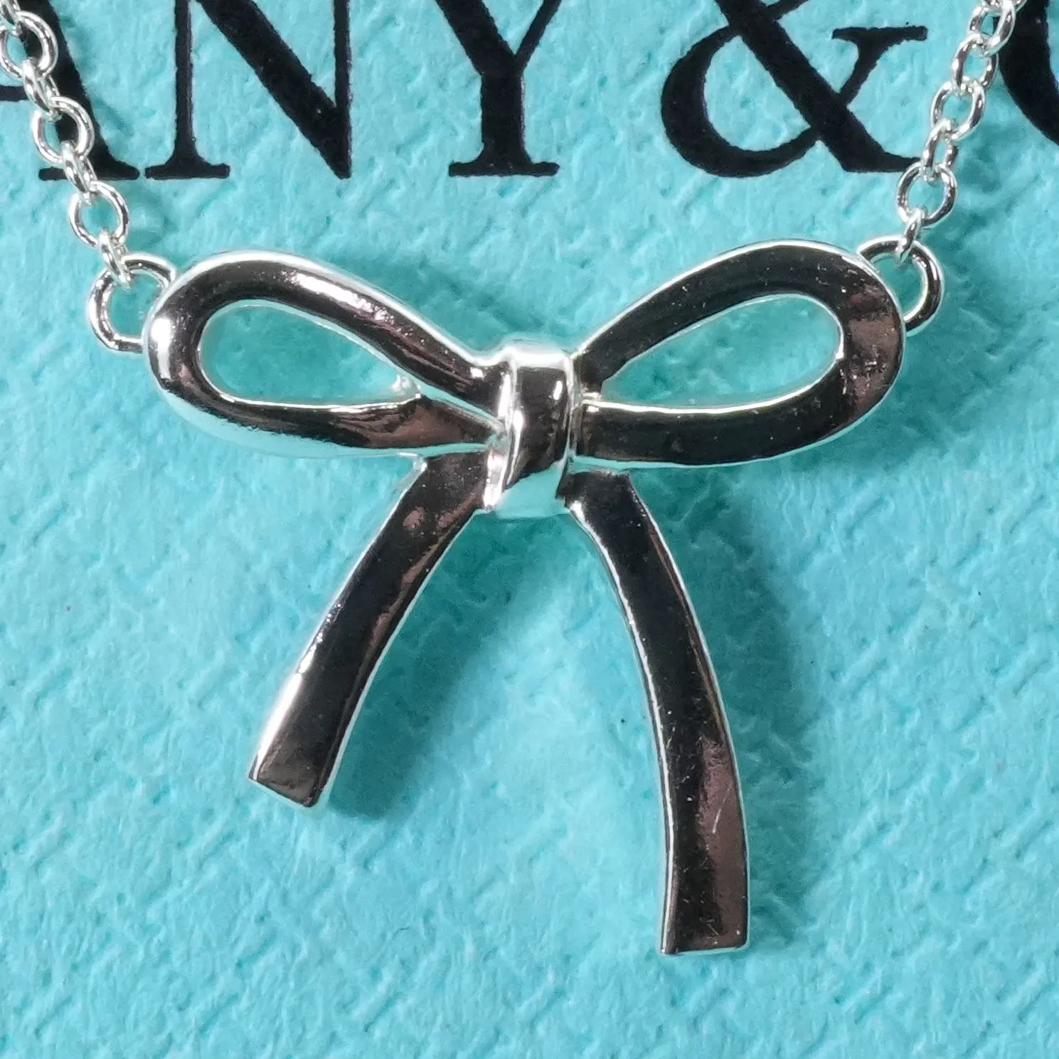 2025年最新】ティファニー ボウ リボン ペンダントの人気