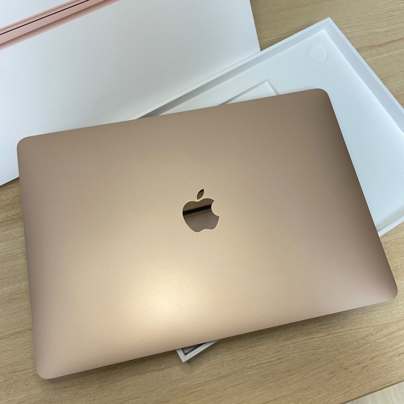 現行品 Apple M1 MacBook Air ゴールド 512GB SSD - メルカリ