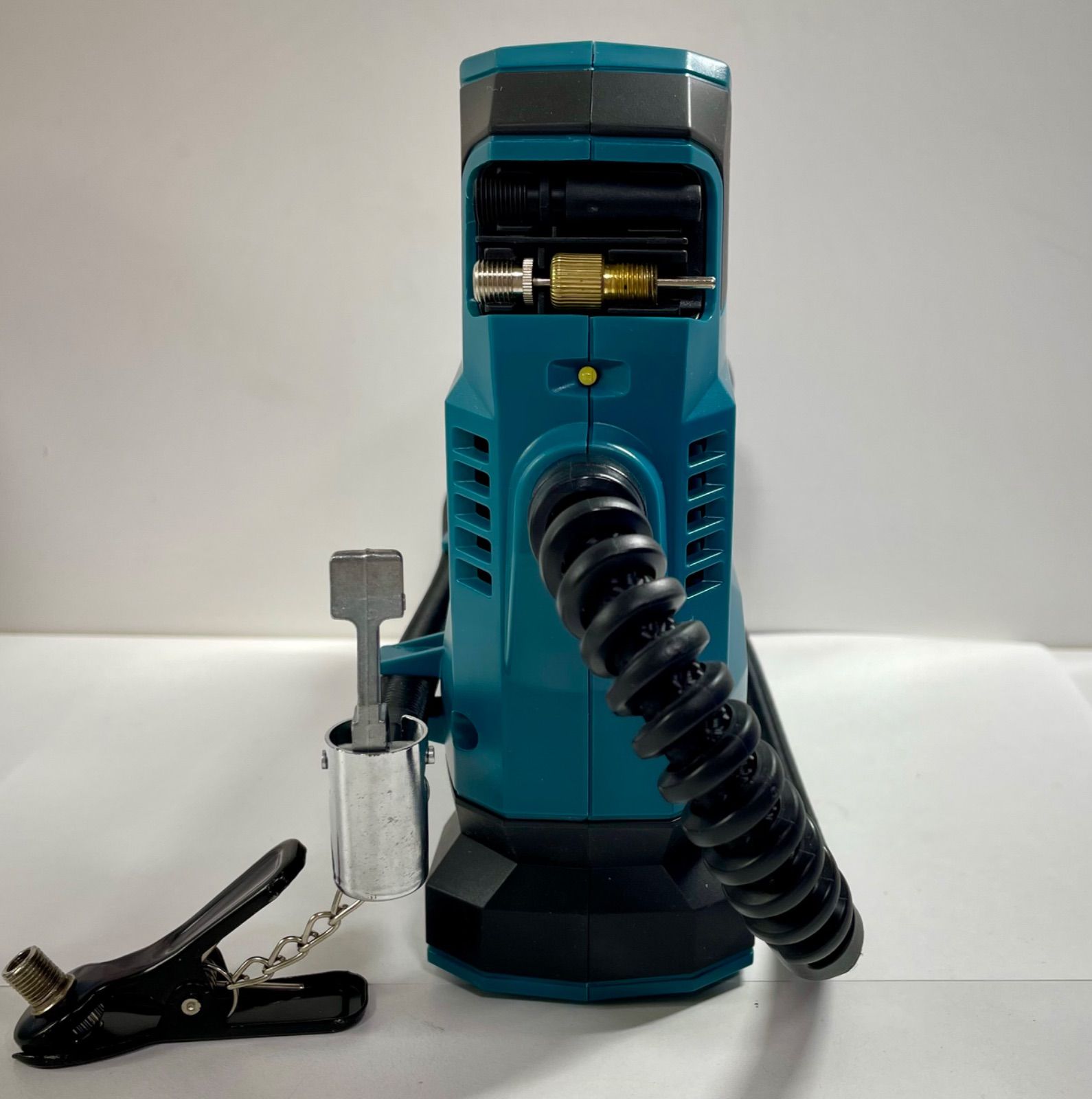 美品】makita マキタ MP180DZ 充電式空気入れ 18V 本体のみ SA