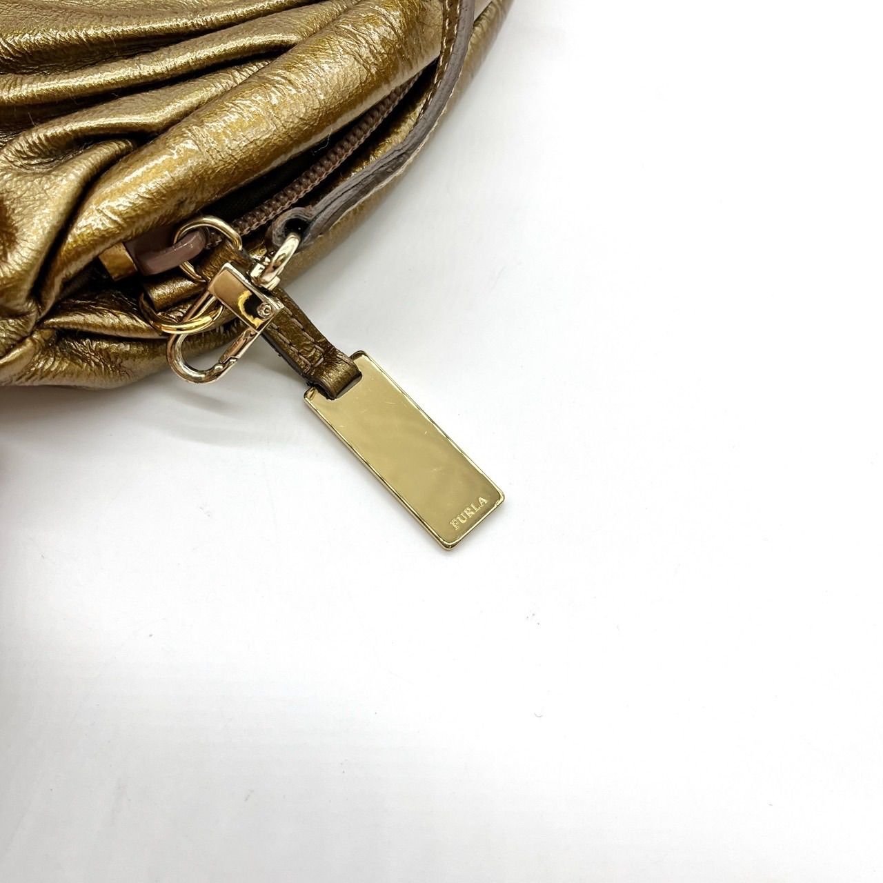 良品】 FURLA フルラ ハンドバッグ パーティバッグ ギャザー レザー 革 