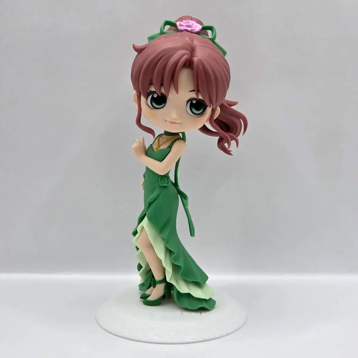 セーラームーン　qposket エターナル Aカラー キューポスケット Amazon.co.jp: Sailor Moon Eternal Q Posket SUPER SAILOR CHIBI MOON