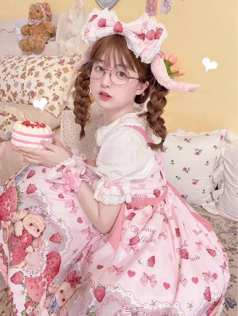 ♥ いちごうさぎ柄ロリータ ワンピース&ブラウス2点セット お出かけや女子会に