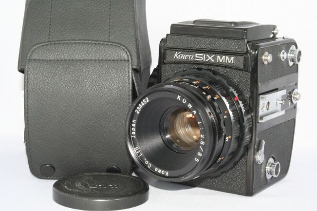 美品 KOWA SIX Black 6x6 中判カメラ + 85mmm f2.8 ケース付き - メルカリ